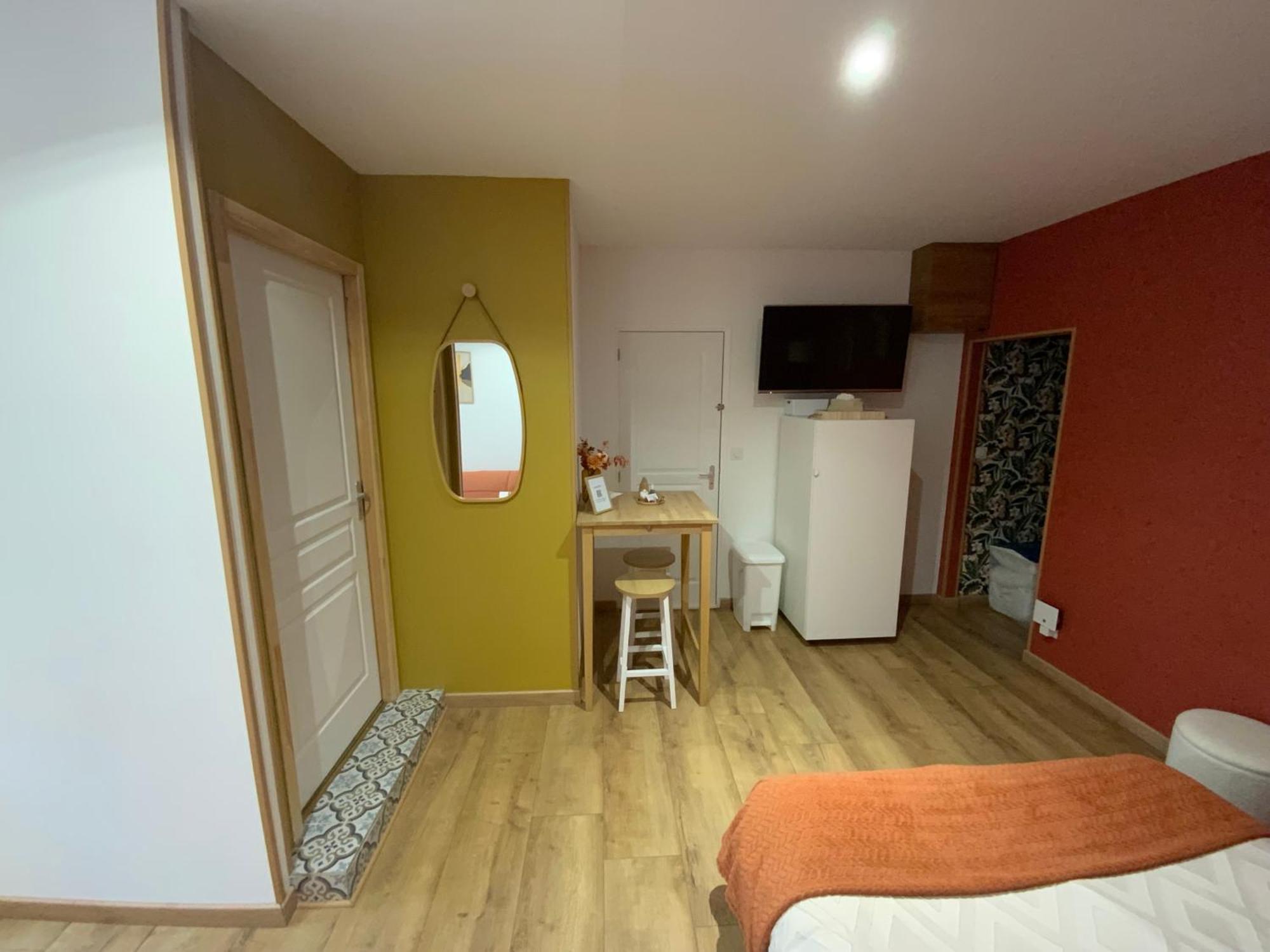 Chambre- Independant Et Autonome Santilly  Экстерьер фото